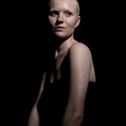 _laurendawes's profile picture. 