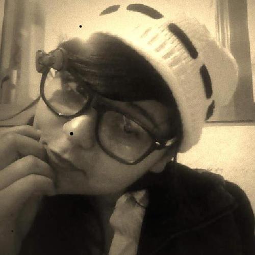 223_PaOo's profile picture. Hola bueno yo soy una persona con buenos sentimientos buena gente amable sociable amigable divertida y sensible :)