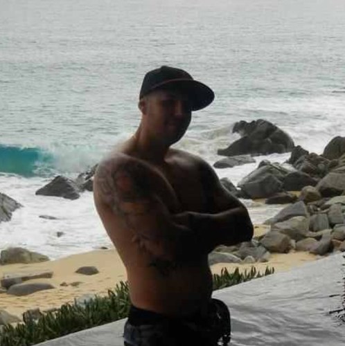 rjloya's profile picture. 