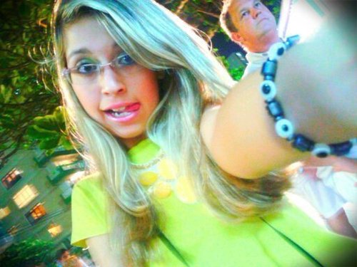 ei, euteamo sua macaca loca u-u s2 por; @_JeeVileela