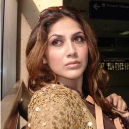 Teri Aankhein, Tera Chehra! Do you see it?