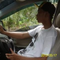 Hidup itu harus semangat,semangat dalam hal apapun,tetap percaya pada kemampun sendiri,pantang menyerah,maka apa yg kita ingin kan akan terlihat