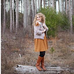 I am a wife, dog mom, small business owner who takes no prisoners. I love to cook, shop and I hate cleaning and talking on the phone.