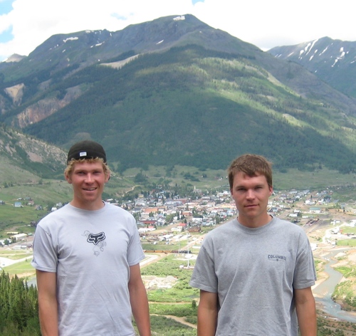 ardaavet's profile picture. 