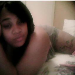 18 | Bisexual | #Detroit Made | Yu Looked At My Avi , Reading My Bio , Whyy Havent Yu Followed Me Yet ?