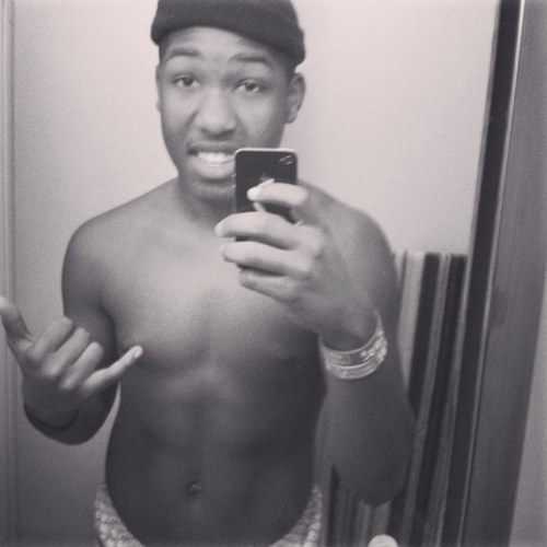 Follow Me Please Haaaaaaaan !