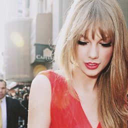 fake account of Taylor Swift ความเกรียนไม่เคยปราณีใคร ! ฉันแรง เข้าใจด้วย `	การเงินมีปัญหาแต่งชุดนักศึกษามาหาเจ๊
