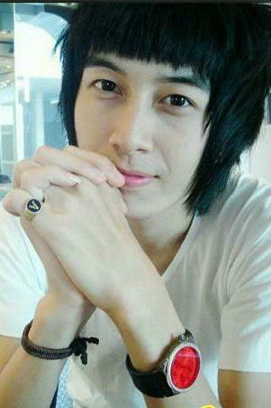 toon25401's profile picture. ชื่อ.»ธันวา« รักคนง่าย.แต่ก็เบื่อง่าย ชอบอาไม่เหมือนคนอื่น