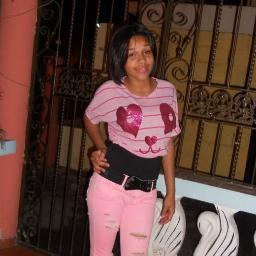 teamO #FF lOlz sOri pOr el bese
kiiesiiera saber sii en vardad tu amii me amas #FF #FACEBOOK