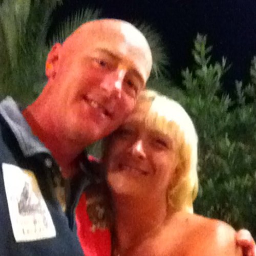 loudflatus's profile picture. Man who falls asleep with itchy arse wakes up with shitty finger