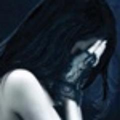 LuciindaPr's profile picture. Fanatica Pela Serie Fallen !
Já Leu : Fallen , Tormenta , Paixão e Êxtase !
Amo Amo Amo !