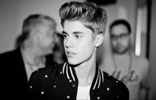 L0veBiebs Profile Picture