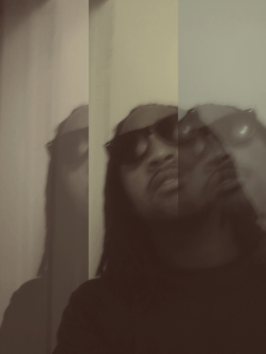 Music producer 
For booking/beats: DjCrownme1@gmail.com
 #TEAMHARDLINAZ#TEAMCOWBOYS#TEAMNOSLEEP#TEAMFOLLOWBACK