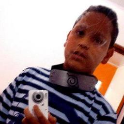 Sou Do Signo De Leao,Viciado Em Coca-Cola e Doritos, Tbm Sou Otaku(Viciado Em Animes)=P
Tenho Varios Defeitos,
Bom Me Segue Eo Resto Vc Descobre ;)