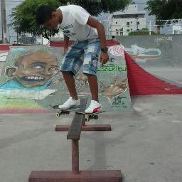 15 anos, Escorpião, Amigos,Familia e Jogador de futebol
