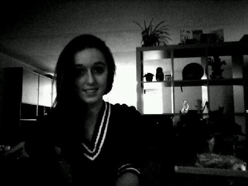 Rotterdam ♡  // Directioner ♥ // LALALALALALALALALA // zie je mn sexy followknopje? Je wil em betasten eh? Doe maar HIHIHIHI