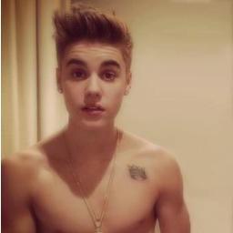 sono il Justin Bieber italiano.I miei fan ci sono sempre per me,e io ci sarò per loro. #muchlove. Seguimi e ti seguo,yo.