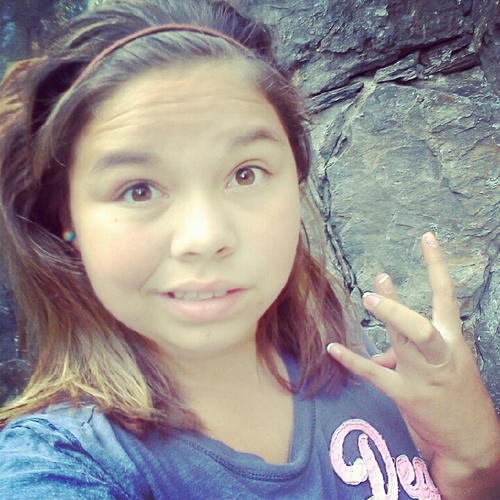 follow me i follow back (: