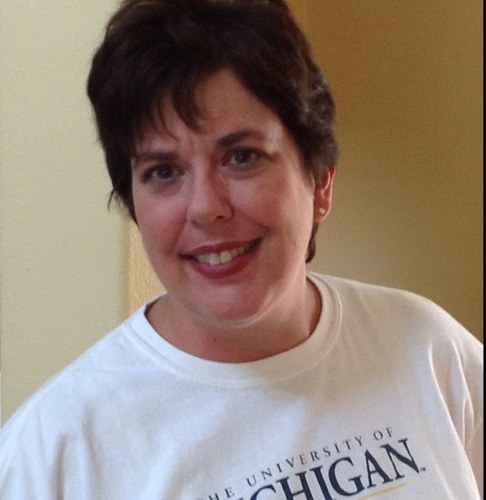 Spouse and caregiver of pALS. We need a cure for ALS. Faithful Catholic. Mom of @PBdeMarie and @RenewedCatholic. Mother-in-law of @TerrorOfDemons.