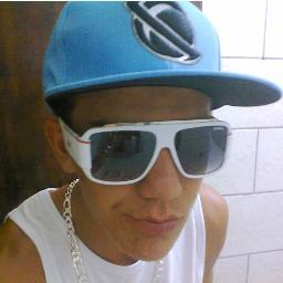 Foda-se o que vão pensar, falar ou achar.....!!!!  ╭∩╮（︶︿︶）╭∩╮