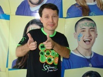 professor de história, mestre em sociologia, jornalista e criador do CANAL HISTÓRIA COM O DHÉ