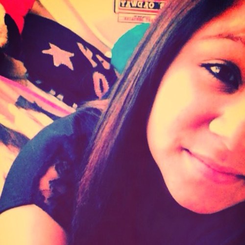 iLoveNiall66's profile picture. I LOVE Food & One Direction..♥& I Squeeze In My Jeans Harold..Ima Meet Them & There Gonna Love Me...& Niall And Me Are Gonna Get Married!:D