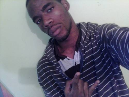 #YMCMB, #HustleGang,  Ion fuck widd these niggas or these nothing ass bitches, if she aint fuckinn why we chatting, if ya looking Fah me I'm ⇩