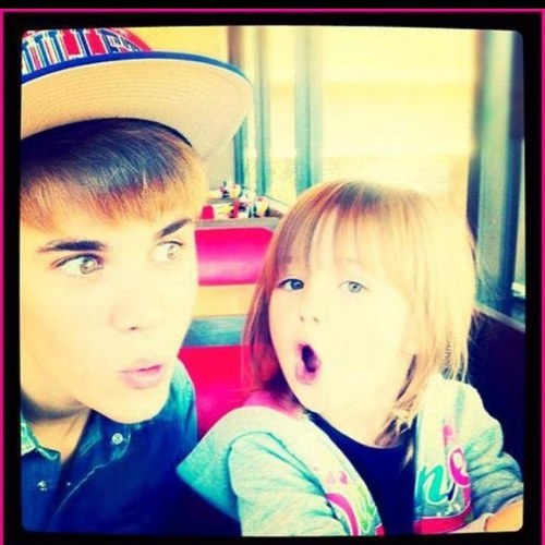 biebswiffy's profile picture. Who run the worl?BELIEBERS! #fanpage @justinbieber is perfection. Follow us? We'll follow back :D R.I.P AVALANA u are missed bby.