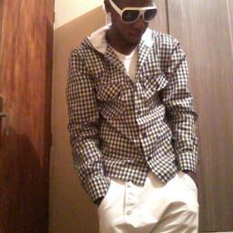 Yaguinho__'s profile picture. Guiado por #Ogum e #SãoJorge #GUERREIROS
o pretinho é o poder! ♔
Segue ai?! sigo de volta .... @carol_cavalho 
lindona minha s22