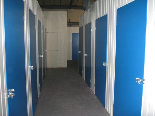 We are a family owned and operated self storage facility, based one mile from Wolverhampton town centre.