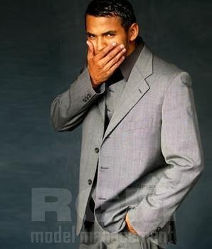 Emprendedor, conferencista, cantante, bohemio de corazón, admirador de la belleza natural, creativo, innovador,  parrandero y soñador.