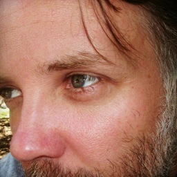 JeffreyMacklin's profile picture. Graphic Designer and social media victim