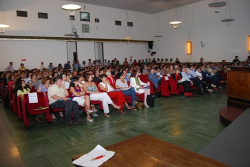 Assemblea_ISS's profile picture. Il personale dell’Istituto Superiore di Sanità, in vista del riordino, avanza le sue proposte per il potenziamento dei compiti di sanità pubblica.