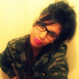 Hélénaa Camélia It's Me  ! B_Giabiconi Team Pokora  #M #TeamPsg  Niahhaniah ! #TeamDirectioner ^__^  #TeamBeliber *_*  I'm Am Crazy ! Breezybreezy $$