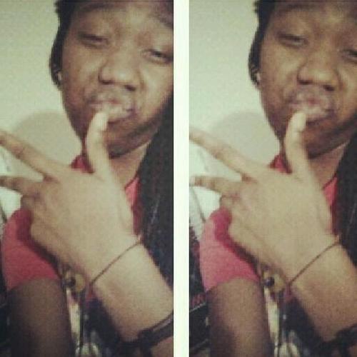 Bio , Phss Naa Im Awesome Had Remake My old Twitter So Just Follow
