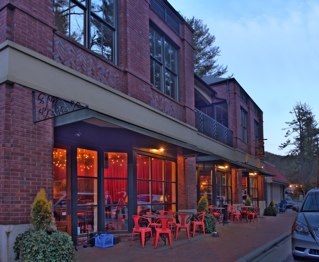 theuglydogpub's profile picture. 