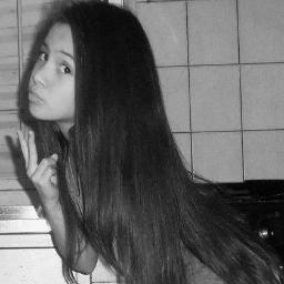 Hola,me gustan los deportes como el futbol se que no es muy femenino! me gustan todo tipo de canciones y soy un poco timida!Si me sigen yo los sigo saludos :D