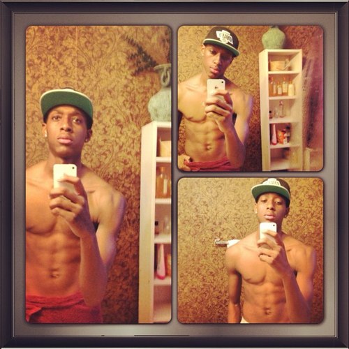 NAME JAMES/ AGE18/#team basketball #ASU'16 Hornets #TEAMFOLLOWBACK STAYN AT DA TOP FEARN NUN RESPECTIN ALL THT RESPECT