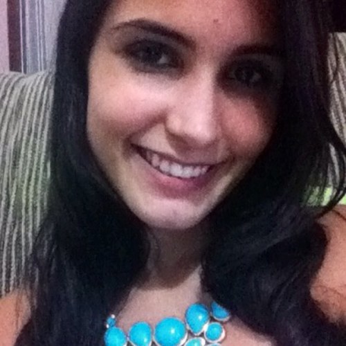 18 anos, estudante de Engenharia de Produção e apaixonada pela vida!