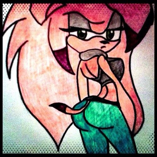 Writer of @Momohedgehog & @JailedMomoko •SonicTwitter• I'm Raze The Hedgehog. And thats all you need to know! ;3 [RP 16+] #Single #TeamDark