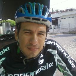 betomosque's profile picture. 