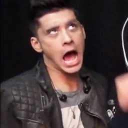 u need to staph dats not gucci