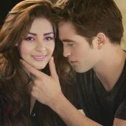 Robert Pattinson marry me please : ) I LOVE YOU FOREVER .