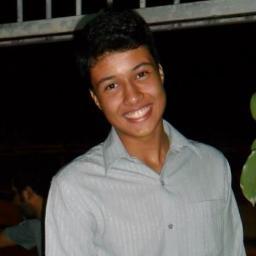 Creio no riso e nas lágrimas como antídotos contra o ódio e o terror...