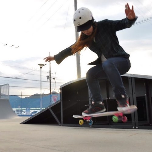 nana_sk8's profile picture. skateboard,surf,snowboard,NikonD90,sawing children : Nonoka(14) Seimu(12) Cocoa(1) RENSHI(0) STUNNING SKATER GIRLS