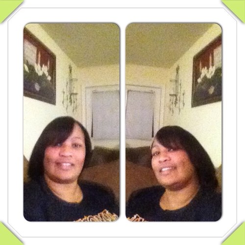A very unique person with alot to offer. Im a stay at home mother of five. Love meeting new people and dislike people who smile in your face n stab you n da baK