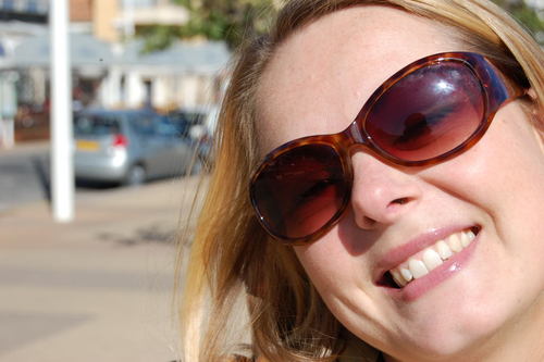 ejbatey's profile picture. Man Alive! Freelance digital copywriter, married to a musician. Knows packaging, music, France and food. Loves the ludicrous.