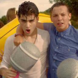 Omgg1D_'s profile picture. hi. Im Amy. I love 1D {nialler, hazza,boo bear, bradford bad boy, daddy direction, ONE DIRECTION♥} #ProudToBeADirectioner