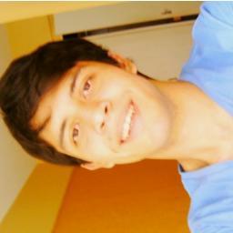Uma pessoa maravilhosa, um super-hiper-mega-amigo e um pai mais que perfeito s2 eu te amo u.u  ( Via: Tua caçulinha @DaenyAraujo )