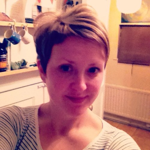 FLexercise teacher, dancer and mum to 4 boys, I love painting, creating, helping and meeting new people